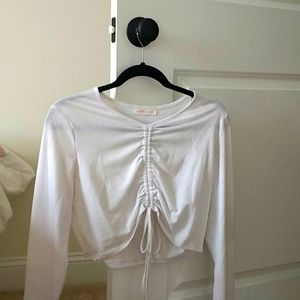 White ruched shirt 💕